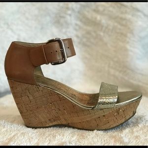 Donald J. Pliner wedge heel
